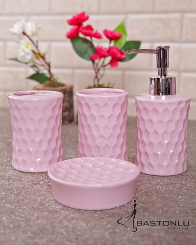 Kabartmalı 4 Lü Banyo Seti - Pembe Kabartmalı 4 Lü Banyo Seti - Pembe